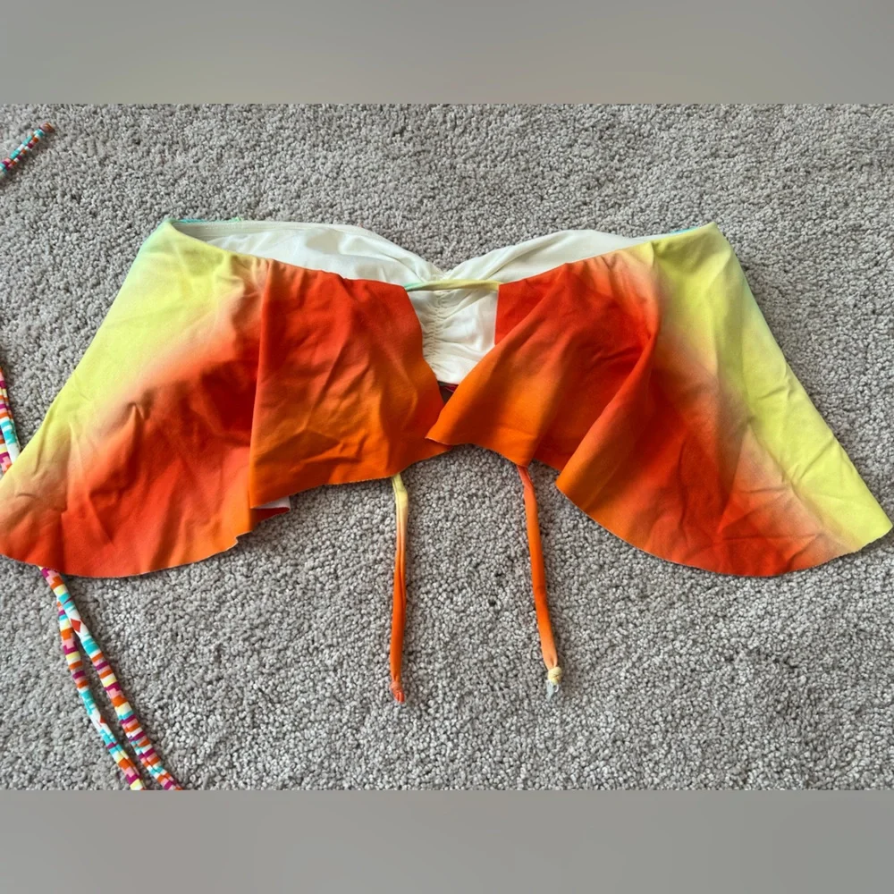 Saha bikini - Picture 6 of 8